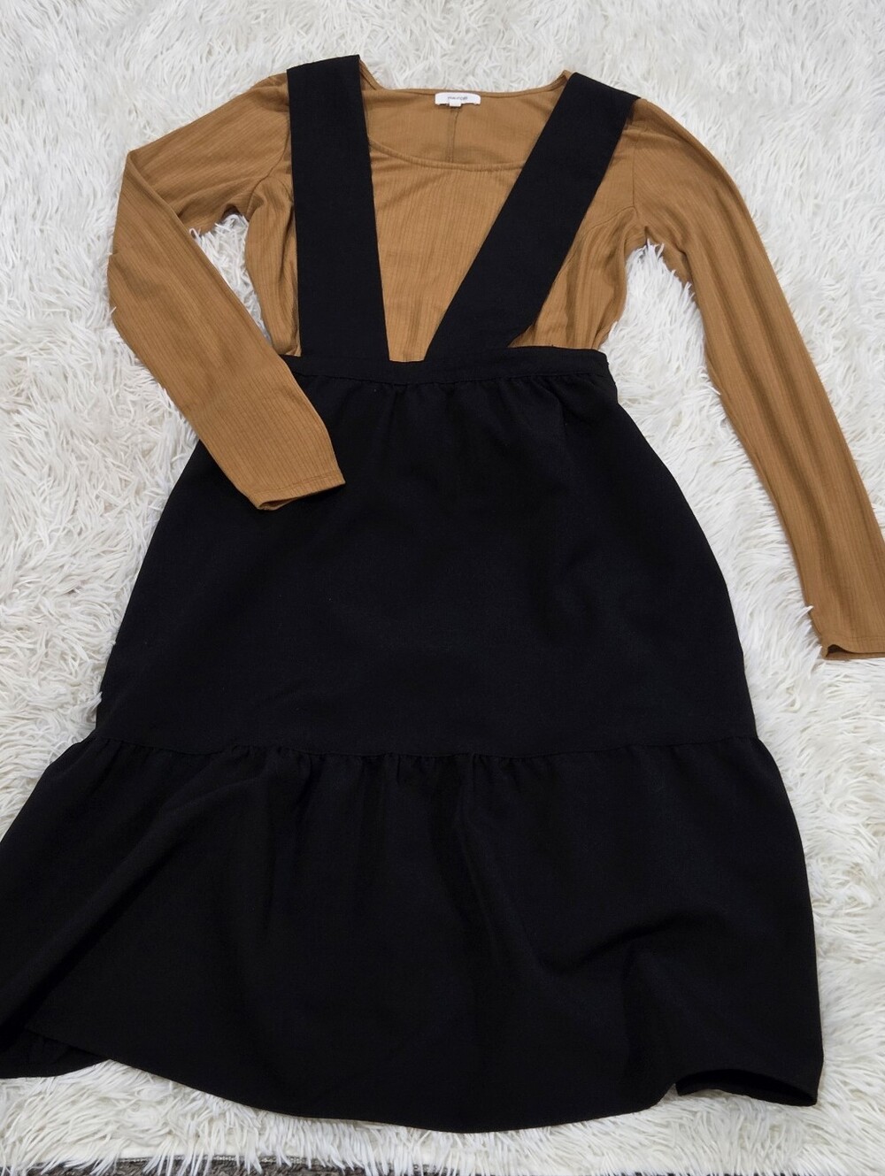 🛍Hayden Los Angeles Black Pinafore Midi Dress w. Ruffle Hem Womens Medium